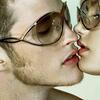 couple-kissing_v11_fuj_new_